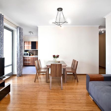 2 Bedrooms Bukowinska P&O Serviced Apartments Warsaw Luaran gambar
